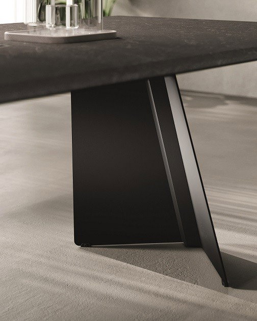 Scrivania direzionale Monolith