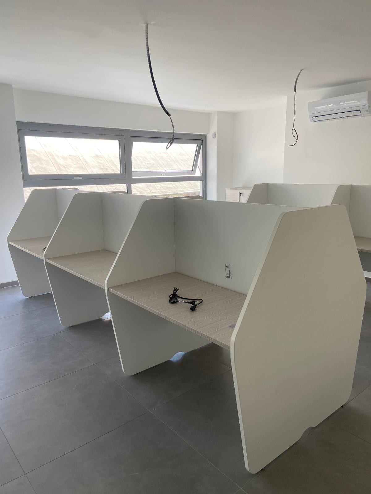 Postazione doppia piani da L.102 Call Center Teko