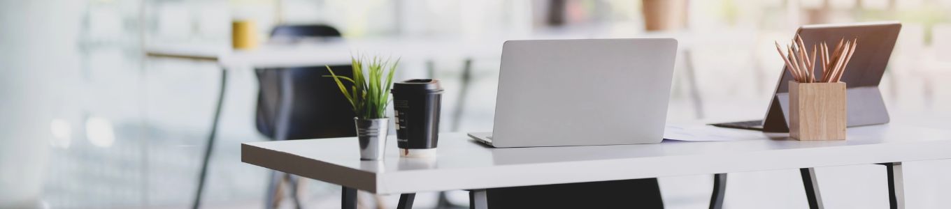 Arredo Smart Office: scrivanie e mobili intelligenti